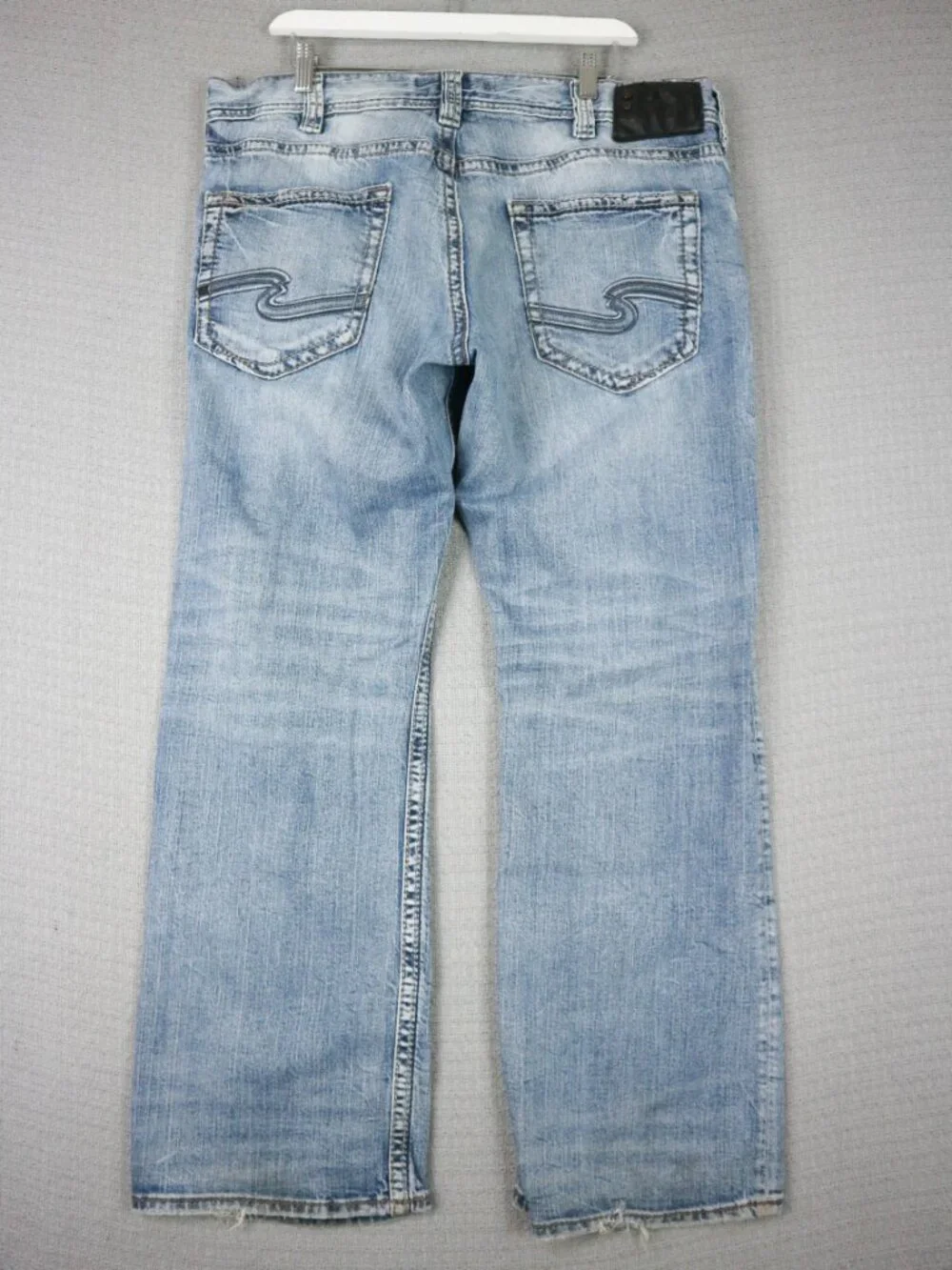 Silver Jeans Zac Jeans Mens 38x32 (fits 38x30) Light Wash Straight Stretch Denim - Picture 2 of 10